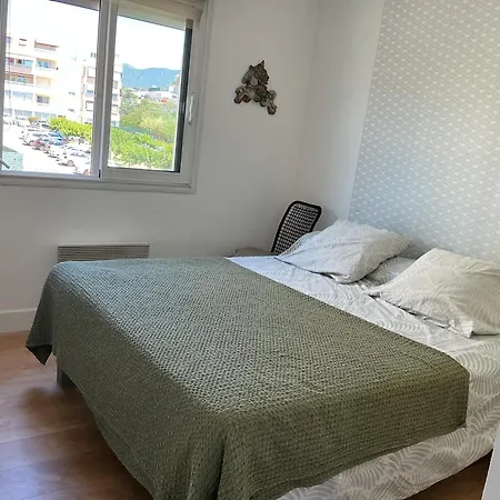 T3 A - 2 Avec Terrasse Et Parking Gratuit Proche Du Centre Et Des Plages * Ajaccio